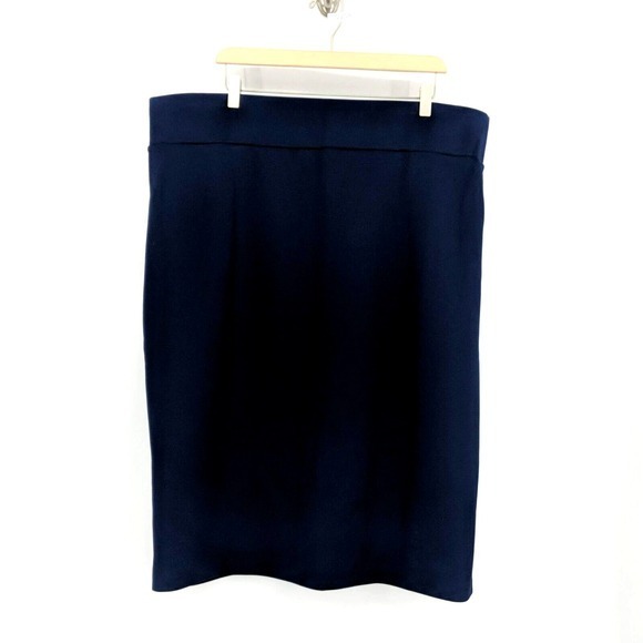 Eloquii Dresses & Skirts - Eloquii Neoprene Pull On Elastic‎ Waist Pencil Skirt Navy Blue Women's Size 24